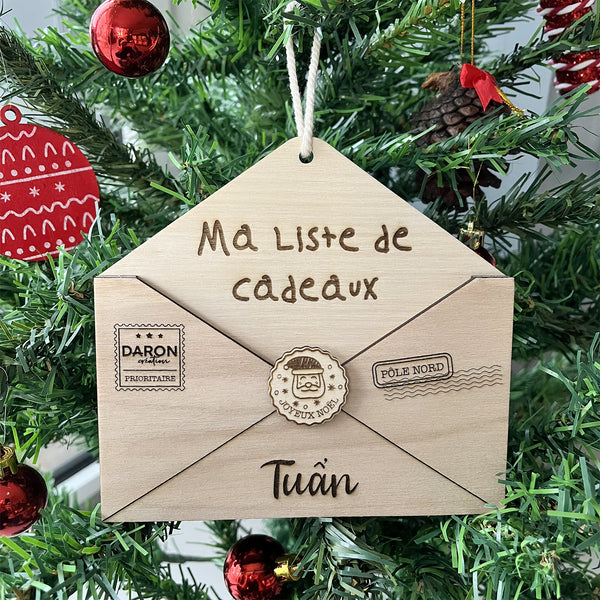 Enveloppe liste de cadeaux de Noël en bois personnalisée