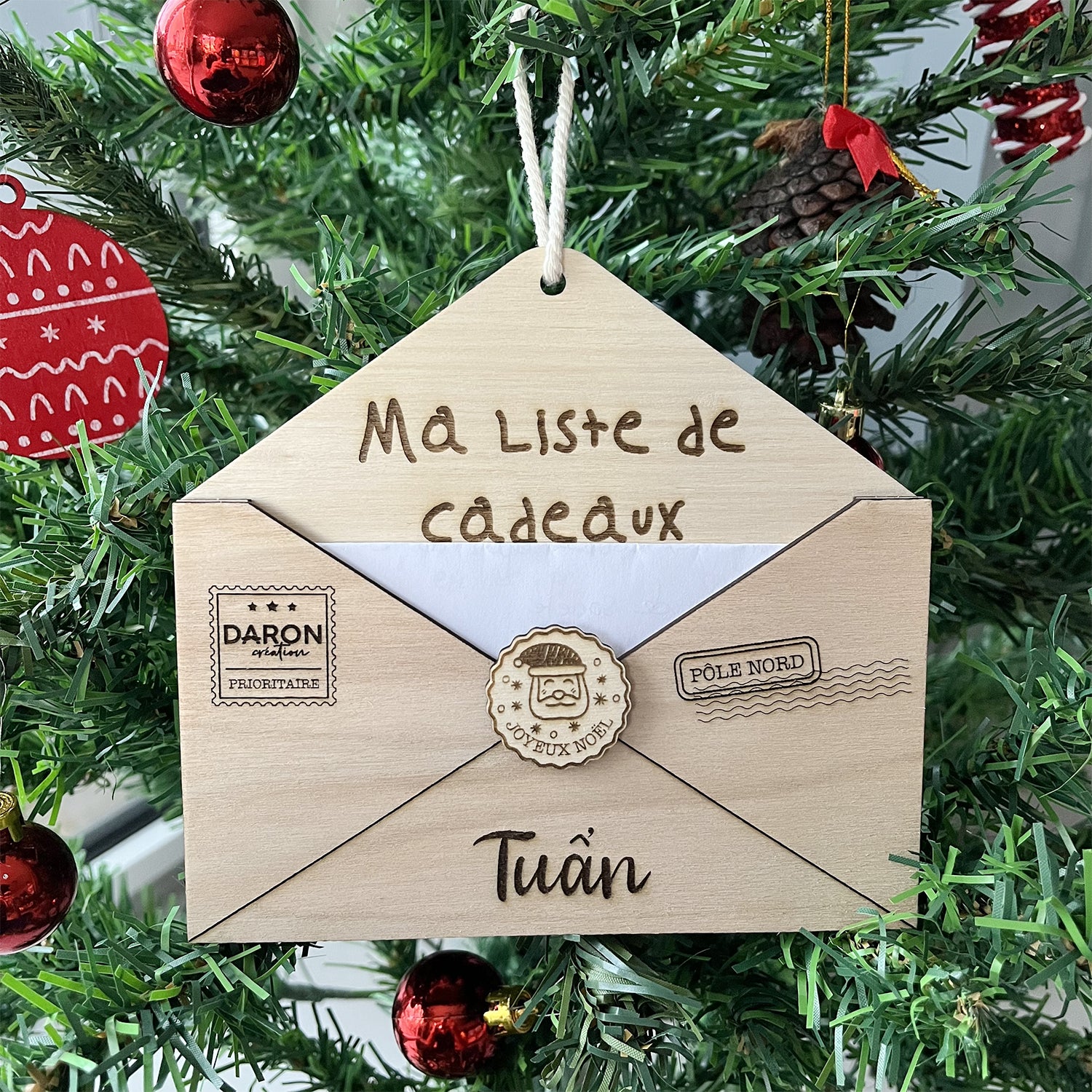 Enveloppe liste de cadeaux de Noël en bois personnalisée